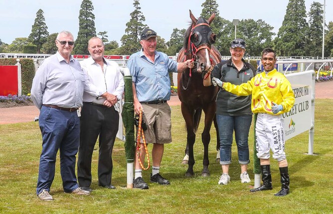 Connections celebrate with Mr Intelligence after his Riccarton win. Photo: gavelhouse.com